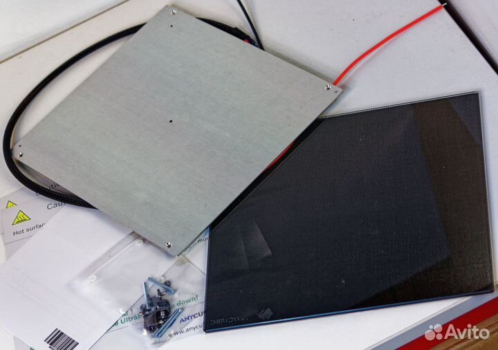 Подогреваемые столы HotBed для 3D принтеров и др