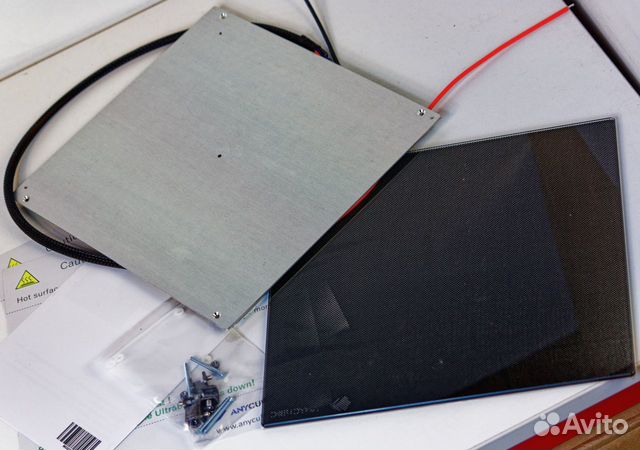 Подогреваемые столы HotBed для 3D принтеров и др