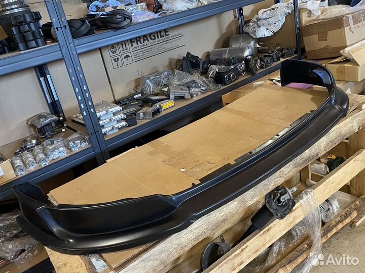 Губа переднего бампера ford mustang V