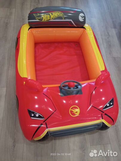 Электромобиль