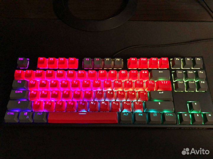 Red square keyrox tkl