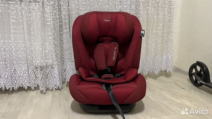 Автокресло Изофикс от 9кг до 36кг(Италия)
