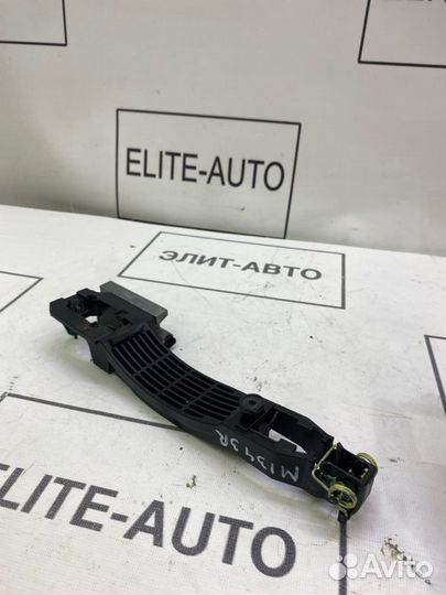 Ручка двери ответная часть задняя правая Mazda 6