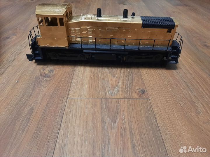 Модель локомотива EMD SW 1500