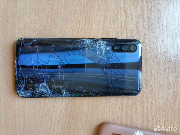 Телефон xiaomi Mi A3