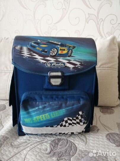 Школьный рюкзак