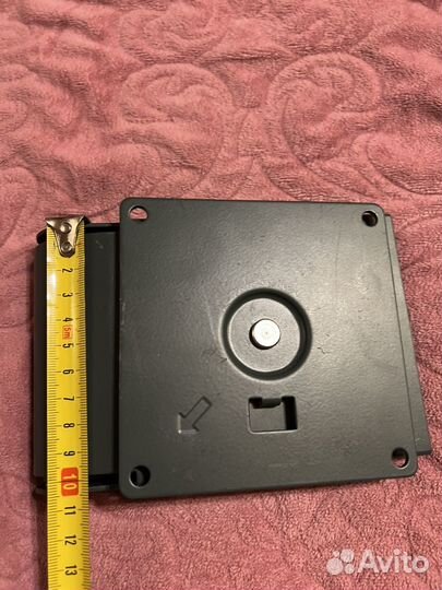 Кронштейн для крепления телевизора