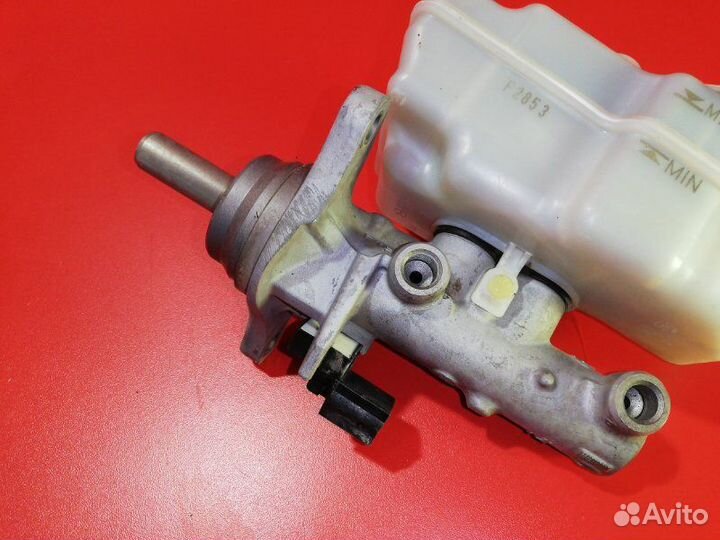 Главный тормозной цилиндр Volkswagen Polo 602 cfna