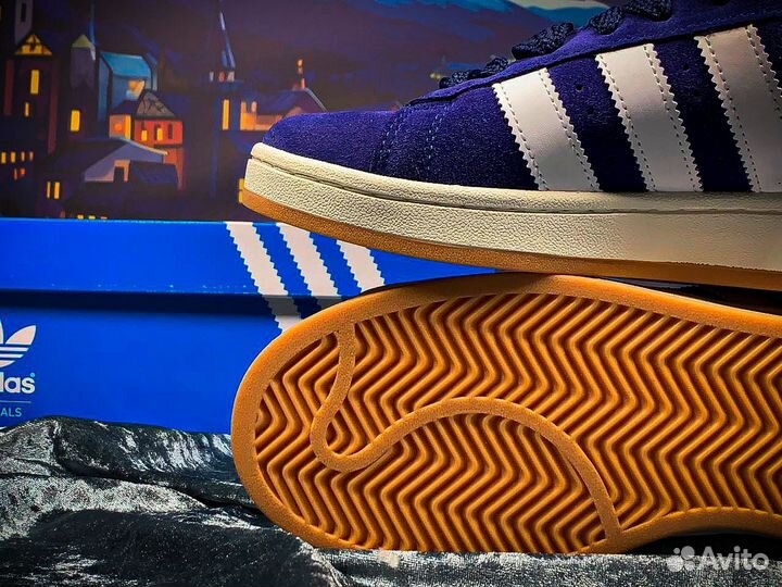 Кроссовки adidas кампус