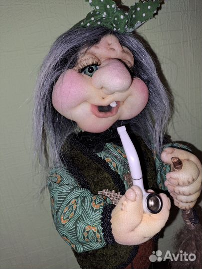 Интерьерная кукла Баба Яга в ступе