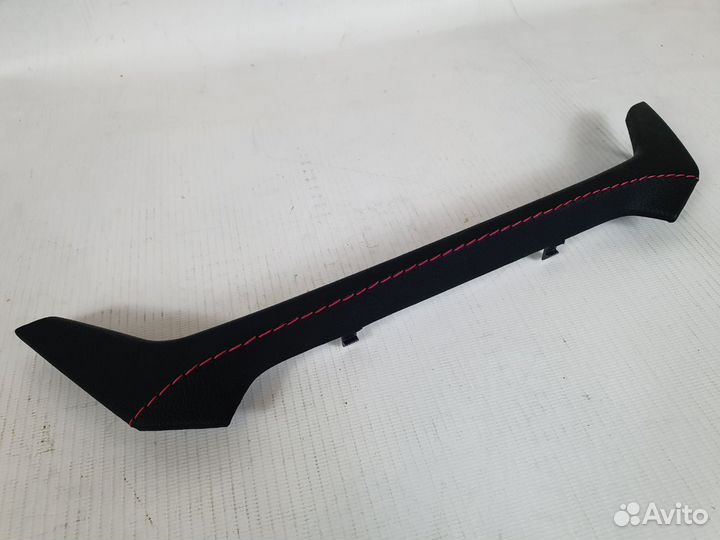 Молдинг консоли панели приборов LADA Vesta в коже