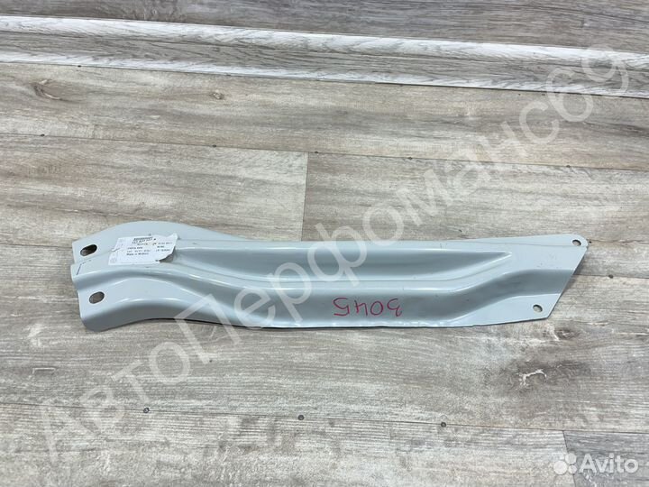 Усилитель задней левой двери Golf 5 / Jetta 5