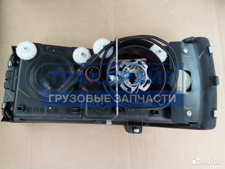 Фара Daf 105 правая ксенон 1743691