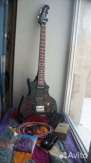 Электрогитара 