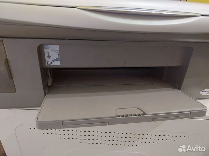 Цветной лазерный принтер epson