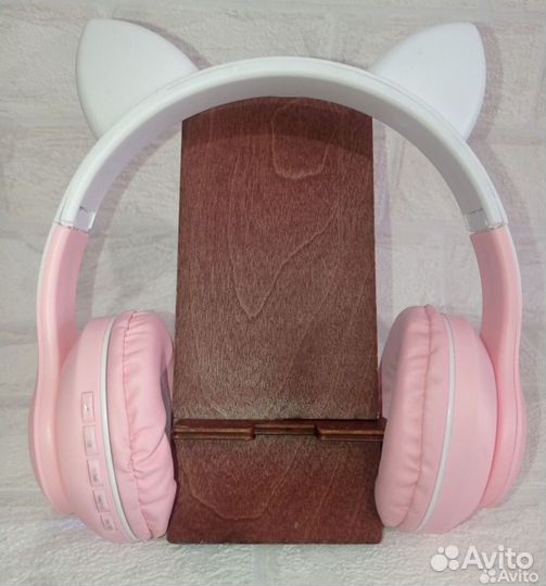 Детские беспроводные наушники светящимися ушками