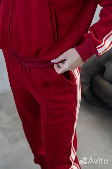 Костюм женский