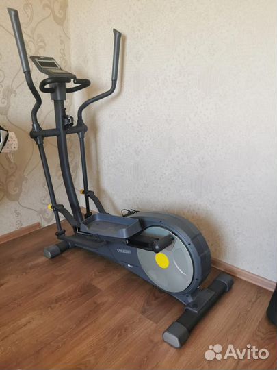 Эллиптический тренажер torneo