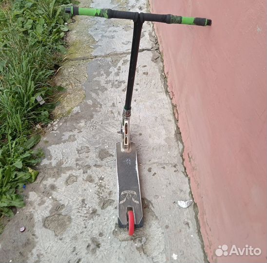 Трюковой самокат