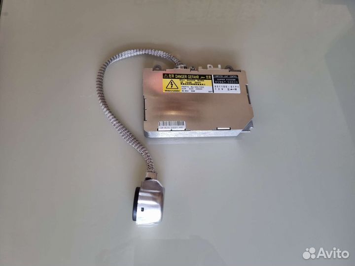 Блок розжига ксенона 85967-50020 новый