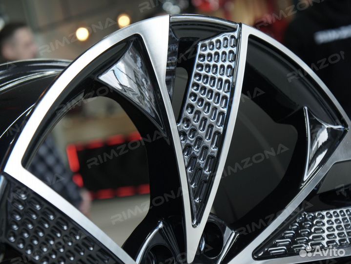 Литые диски RS7 R20 для Audi. Рассрочка