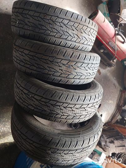 Continental ContiCrossContact LX2 215/60 R17 96H