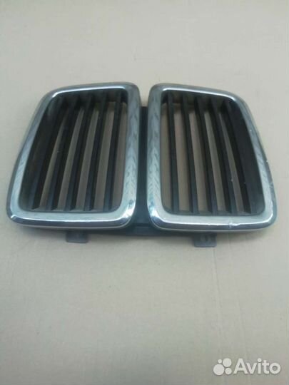 BMW E-28 Решётка (ноздри)