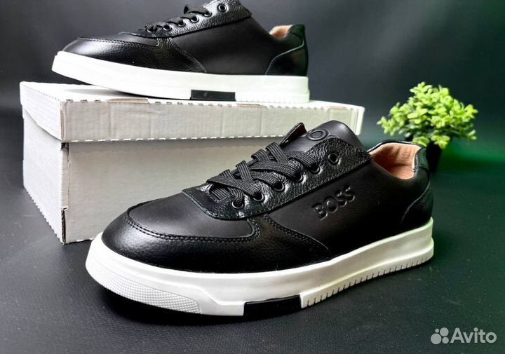 Кроссовки Boss современные