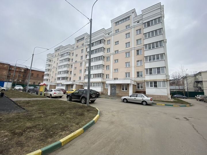 1-к. квартира, 42 м², 3/6 эт.