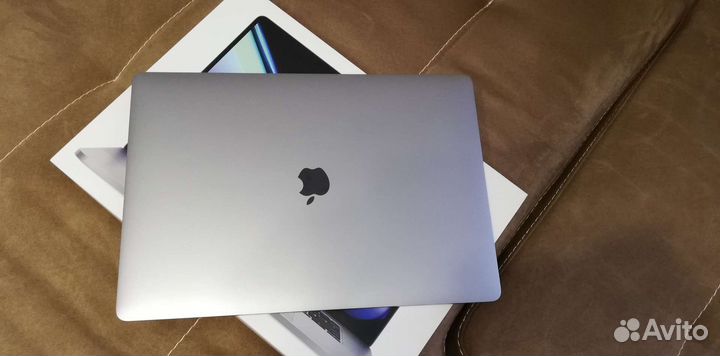 Macbook pro 16 2019 i7