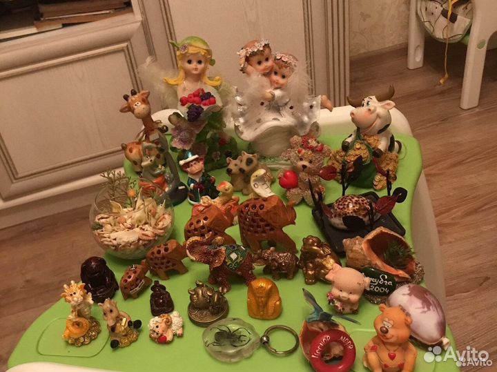 Сувениры,статуэтки,елочка хохлома