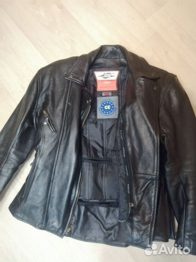 Мотокуртка кожаная