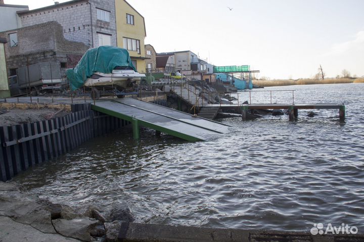 Укрепление береговой линии. Строительство слипов