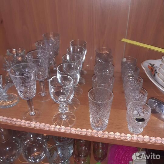 Хрустальные бокалы фужеры стаканы рюмки и стопки