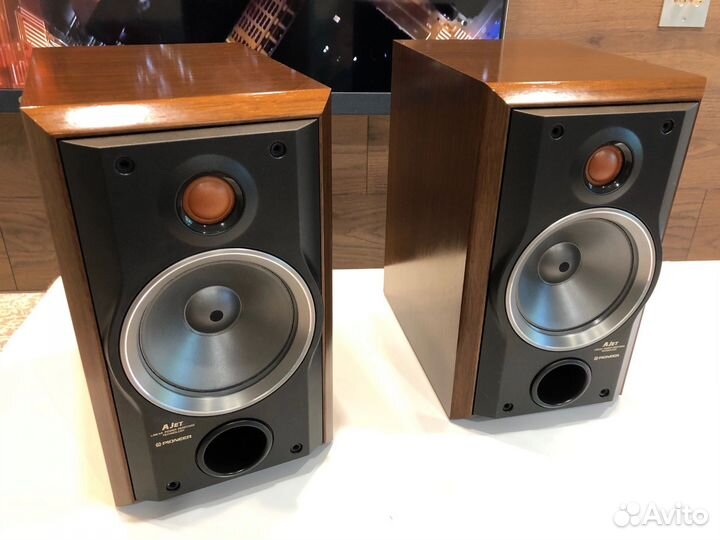 Полочная акустика Pioneer