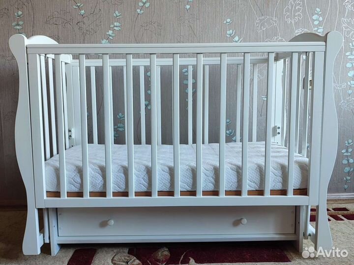 Кровать детская Лель с универсальным маятником