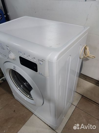 Стиральная машина indesit 6кг
