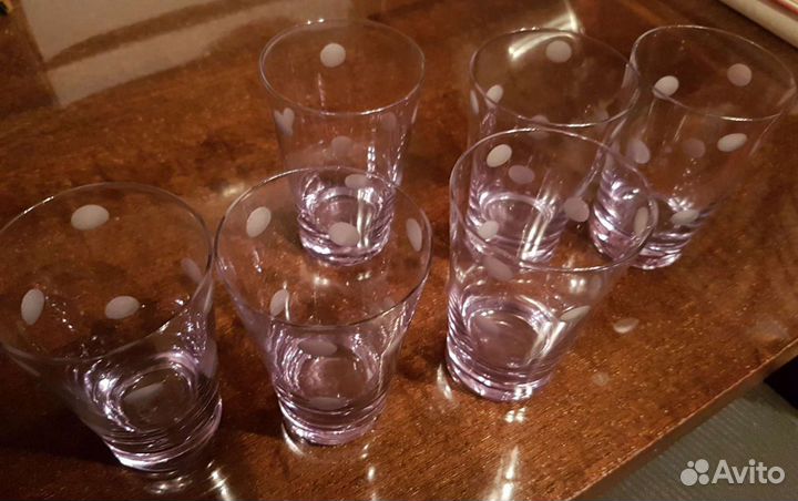 Стеклянные стаканы