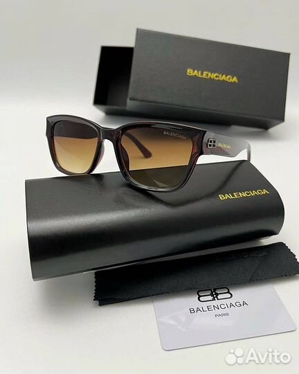 Солнцезащитные очки balenciaga