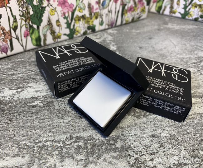 Декоративная косметика в ассортименте