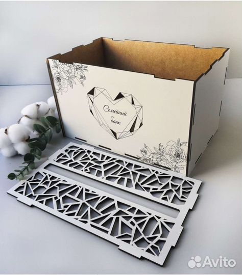 Сундучок свадебный, казна