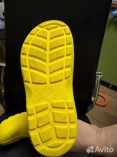 Резиновые сапоги желтые 35/36