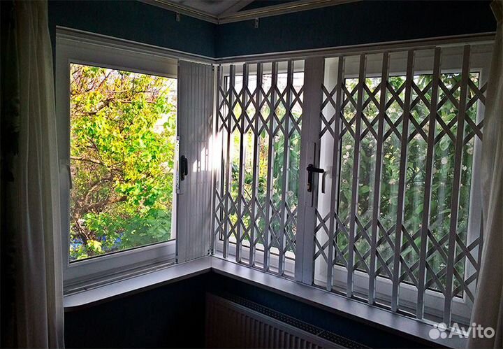 Металлические/Раздвижные решетки на окна/двери