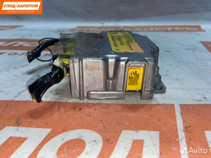 Блок управления подушками безопасности Mitsubishi