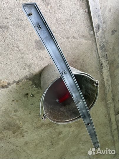 Молдниг-накладка на капот priora