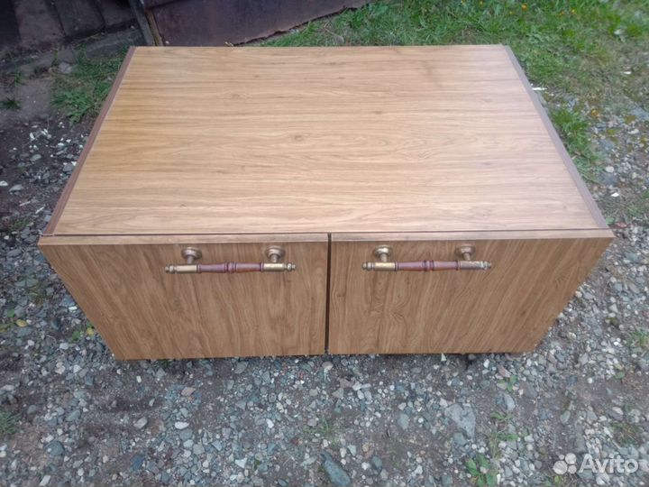 Тумба под телевизор