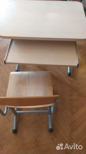 Стол ученический парта и стул для школьника