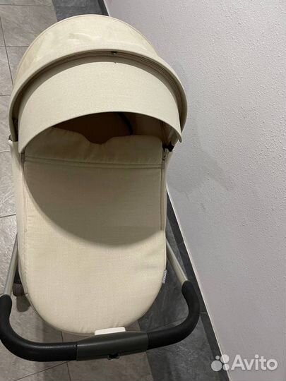 Коляска Stokke crusi