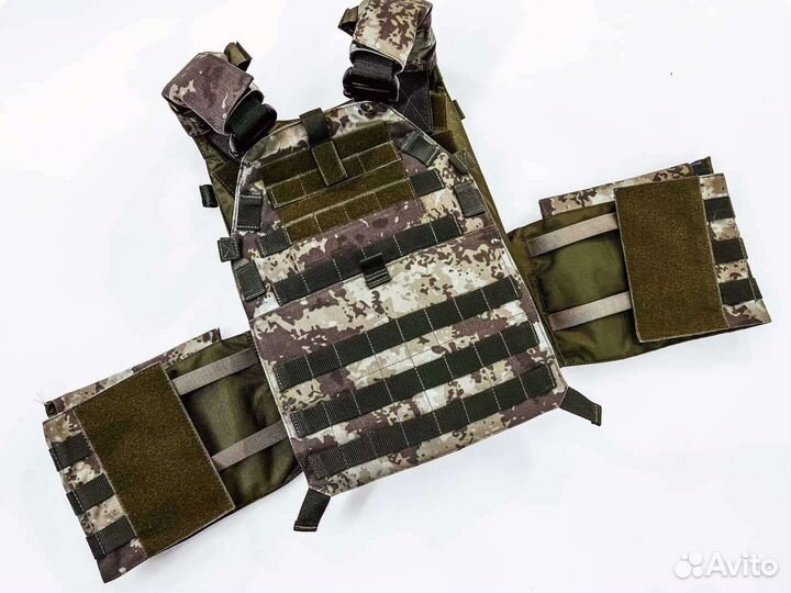 Бронежилет с плитами Гост