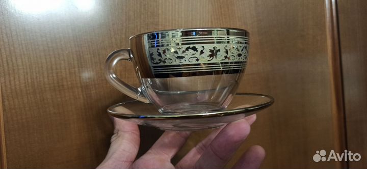 Набор из двух кружек с блюдцами
